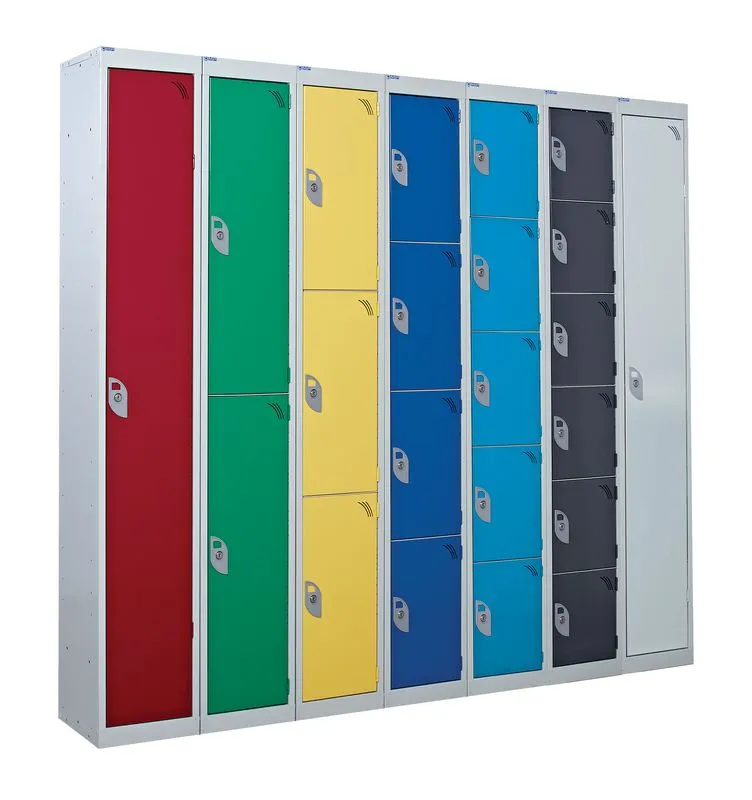 Standard_Lockers_[Group-Shot_6]-small.webp